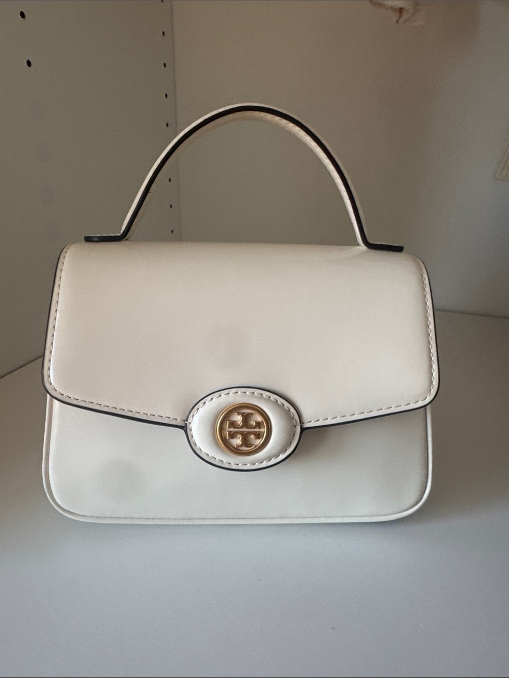 Tory Burch Small Robinson Spazzolato Top Handle Bag - Picture 9 of 11